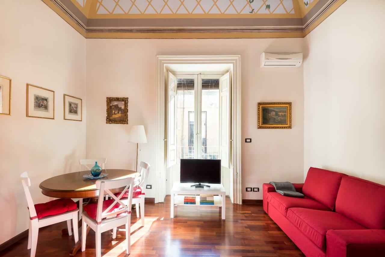 Alla Corte Del XIX Secolo Appartement Catánia Buitenkant foto