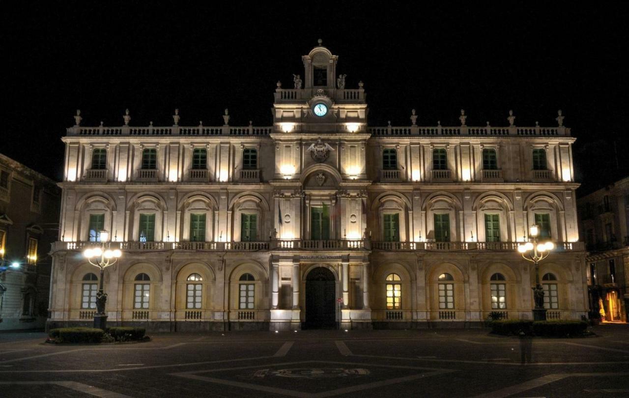 Alla Corte Del XIX Secolo Appartement Catánia Buitenkant foto