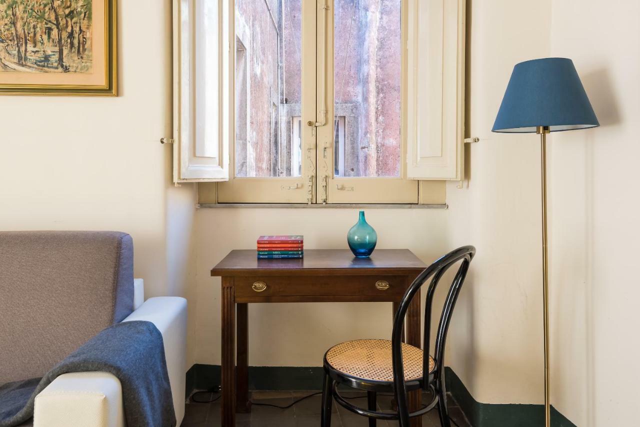 Alla Corte Del XIX Secolo Appartement Catánia Buitenkant foto